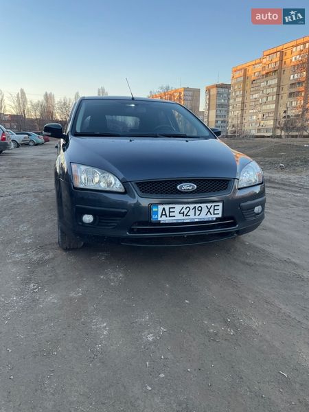 Хэтчбек Ford Focus 2007 в Каменском