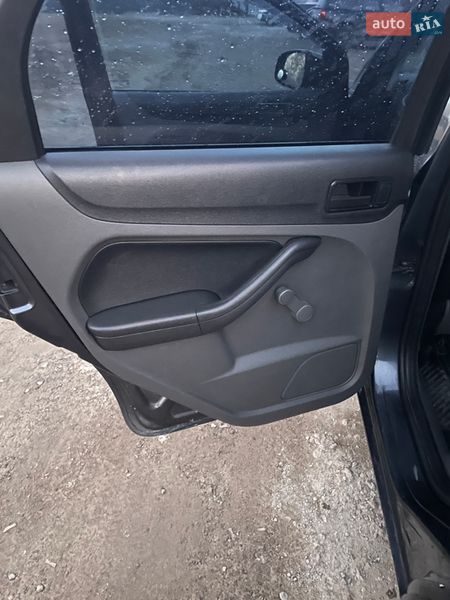 Хэтчбек Ford Focus 2007 в Каменском