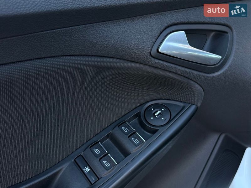 Хэтчбек Ford Focus 2013 в Николаеве