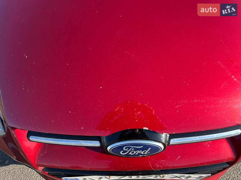 Седан Ford Focus 2014 в Києві