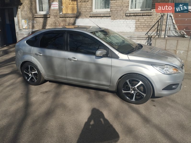 Хэтчбек Ford Focus 2011 в Киеве