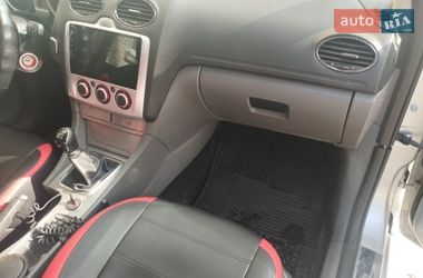 Хэтчбек Ford Focus 2011 в Киеве