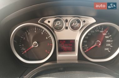 Хэтчбек Ford Focus 2011 в Киеве