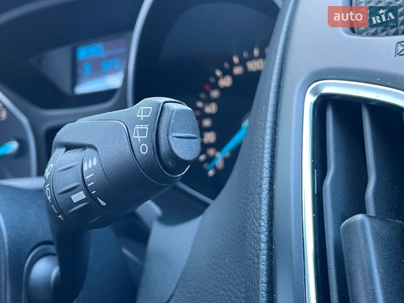 Хэтчбек Ford Focus 2017 в Киеве