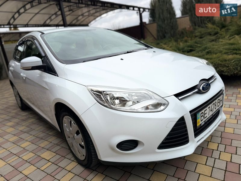 Хетчбек Ford Focus 2013 в Дніпрі