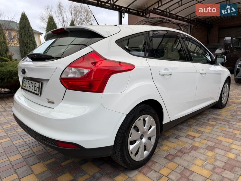 Хетчбек Ford Focus 2013 в Дніпрі