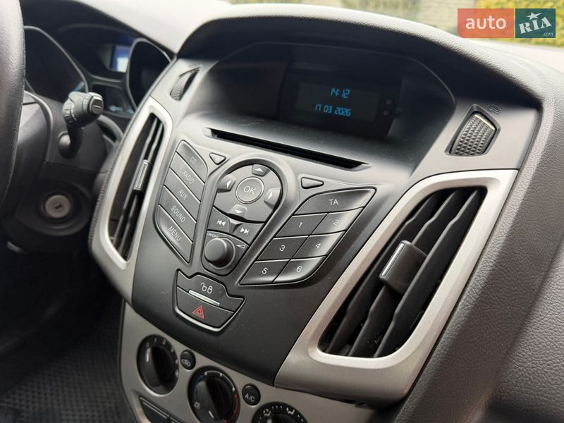 Хетчбек Ford Focus 2013 в Дніпрі