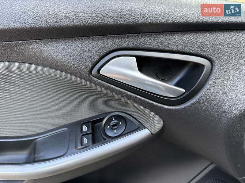 Универсал Ford Focus 2012 в Ровно