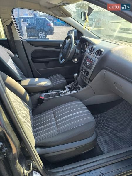 Универсал Ford Focus 2010 в Ивано-Франковске