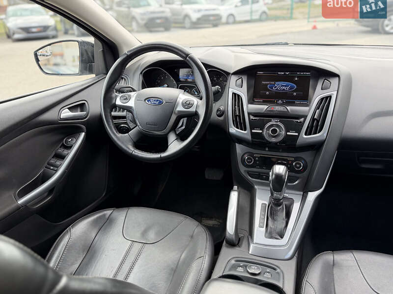 Хэтчбек Ford Focus 2012 в Шептицькому