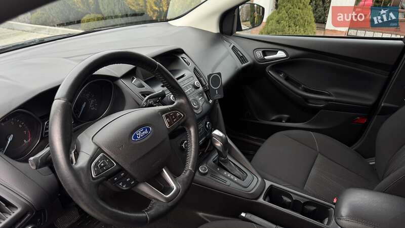 Седан Ford Focus 2015 в Львове