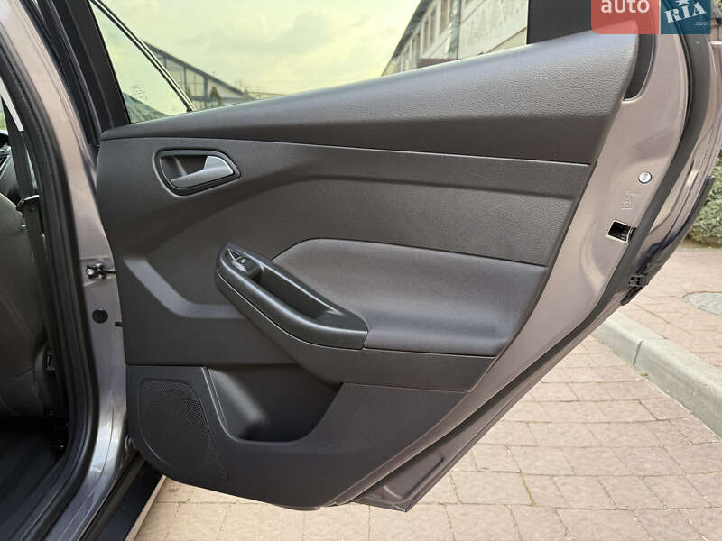 Хетчбек Ford Focus 2014 в Стрию