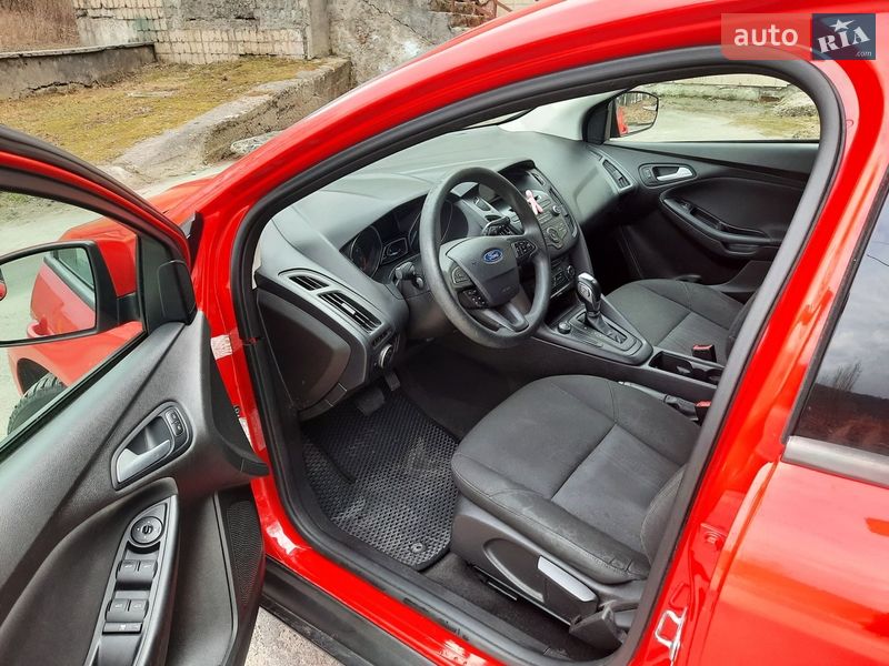 Хэтчбек Ford Focus 2015 в Львове
