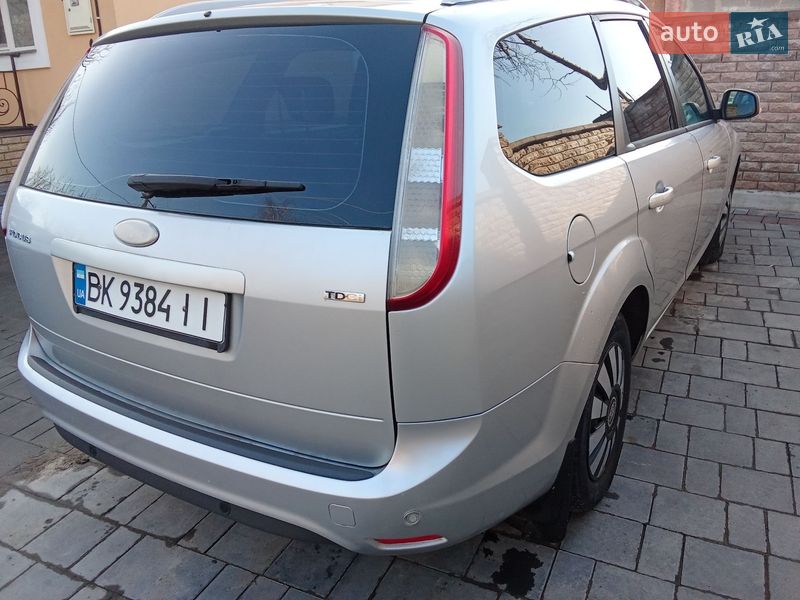 Універсал Ford Focus 2010 в Рівному