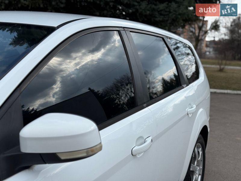 Универсал Ford Focus 2010 в Ровно