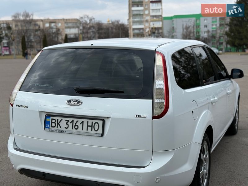 Универсал Ford Focus 2010 в Ровно