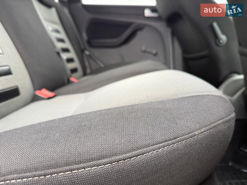 Универсал Ford Focus 2010 в Ровно