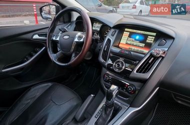Хэтчбек Ford Focus 2014 в Киеве