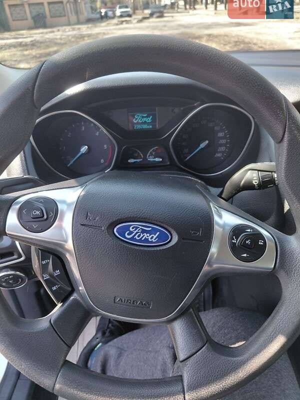 Універсал Ford Focus 2012 в Рівному фото 11 Універсал Ford Focus 2012 в Рівному