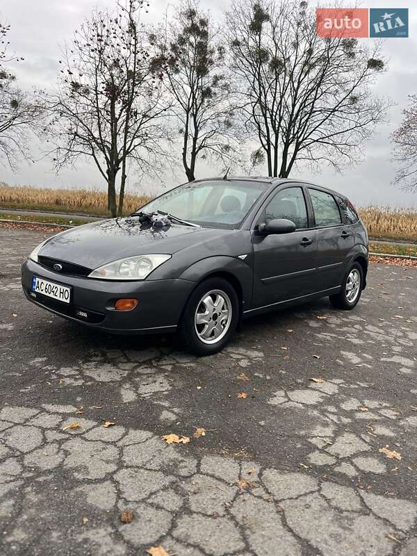 Хетчбек Ford Focus 2001 в Луцьку