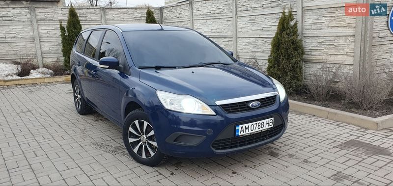 Ford Focus 2010 Ford Focus 2010