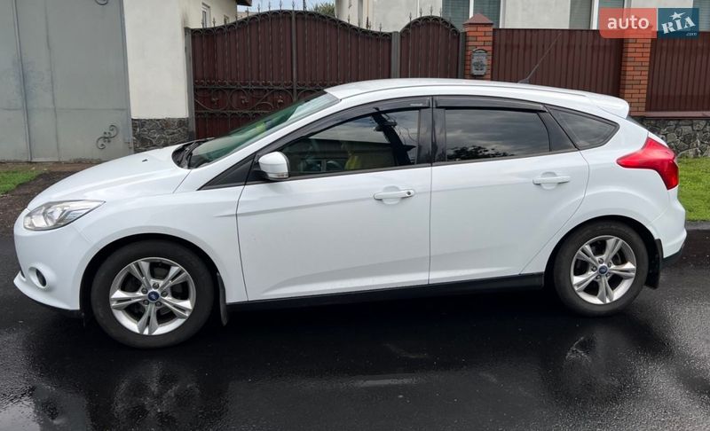 Хэтчбек Ford Focus 2014 в Черкассах