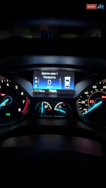 Седан Ford Focus 2016 в Остер