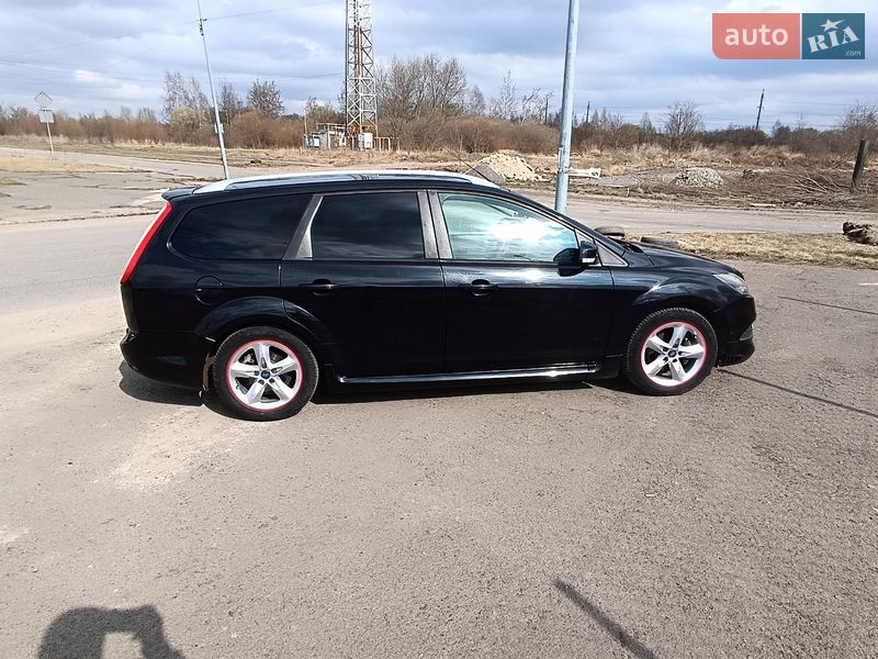Универсал Ford Focus 2010 в Львове