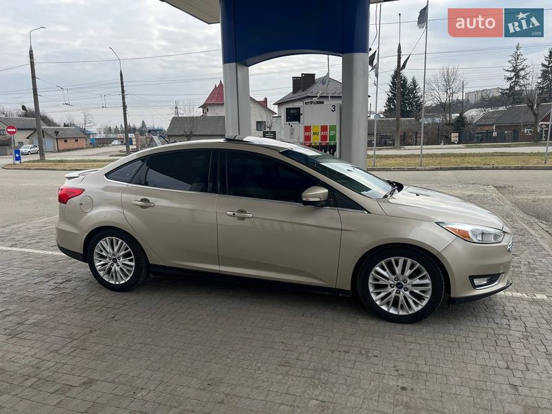 Седан Ford Focus 2018 в Черновцах