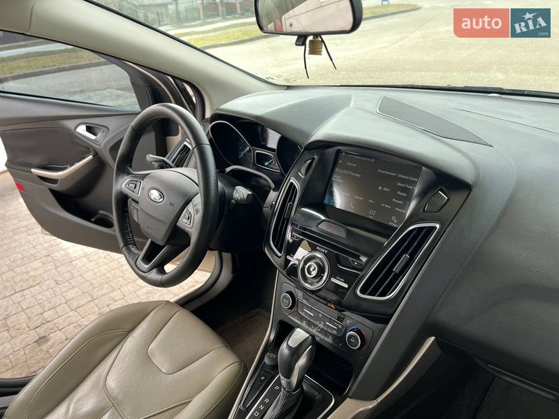 Седан Ford Focus 2018 в Черновцах