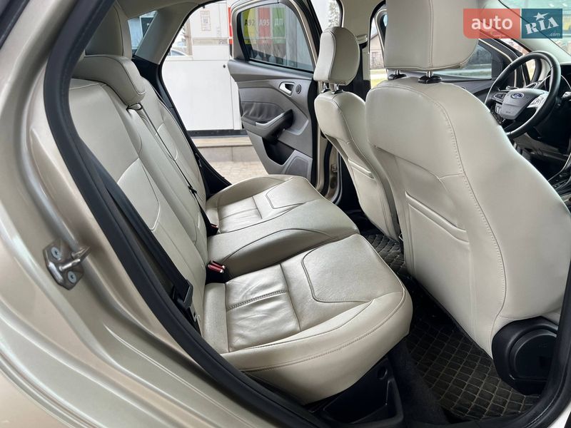 Седан Ford Focus 2018 в Черновцах