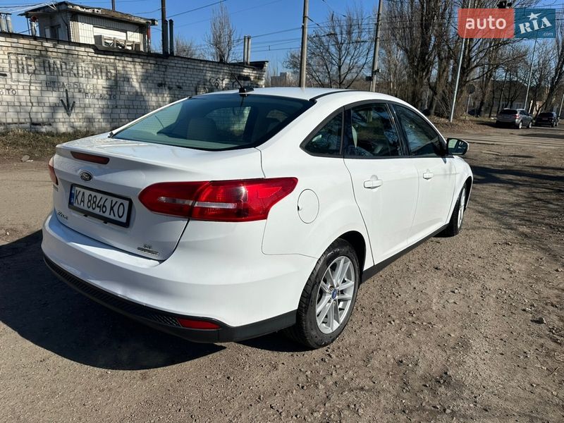 Седан Ford Focus 2015 в Києві