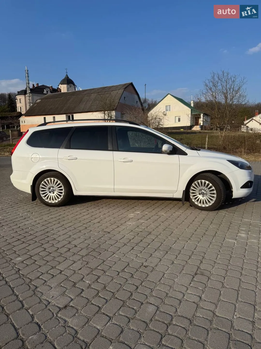 2010 Ford Focus - мініатюра 6