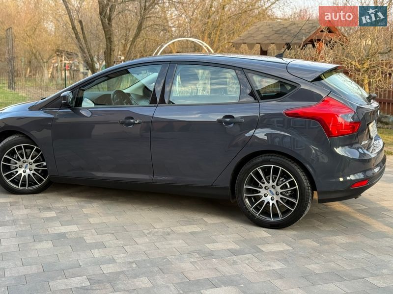 Хетчбек Ford Focus 2011 в Калуші