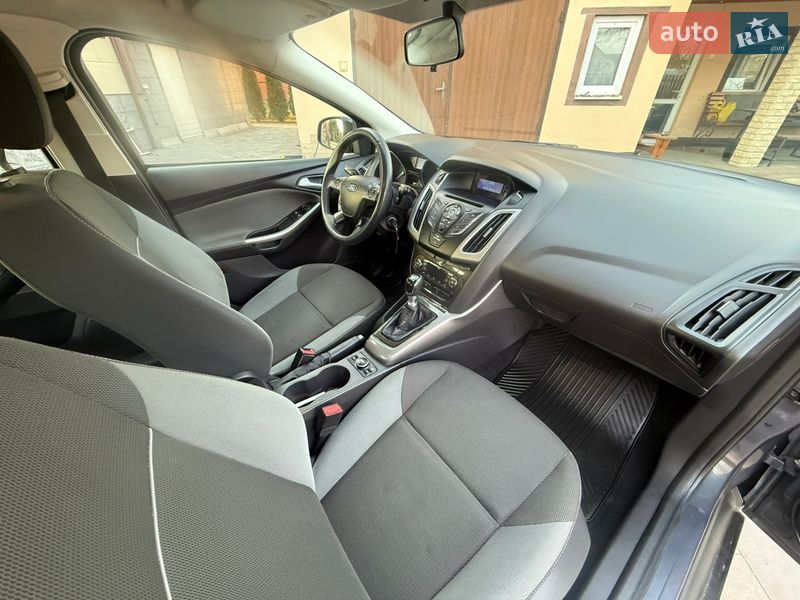 Хетчбек Ford Focus 2011 в Калуші