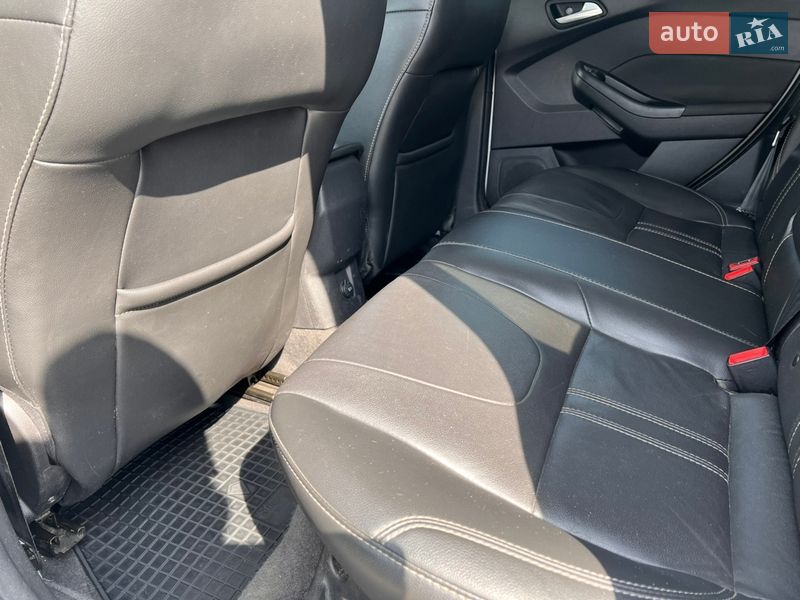 Хетчбек Ford Focus 2012 в Черкасах