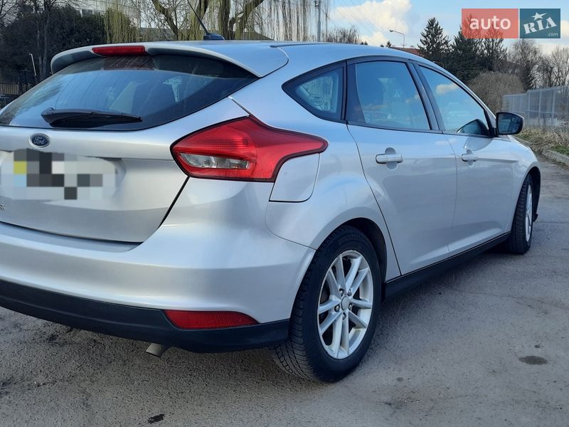 Хэтчбек Ford Focus 2017 в Луцке