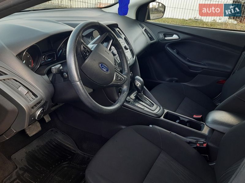 Хэтчбек Ford Focus 2017 в Луцке