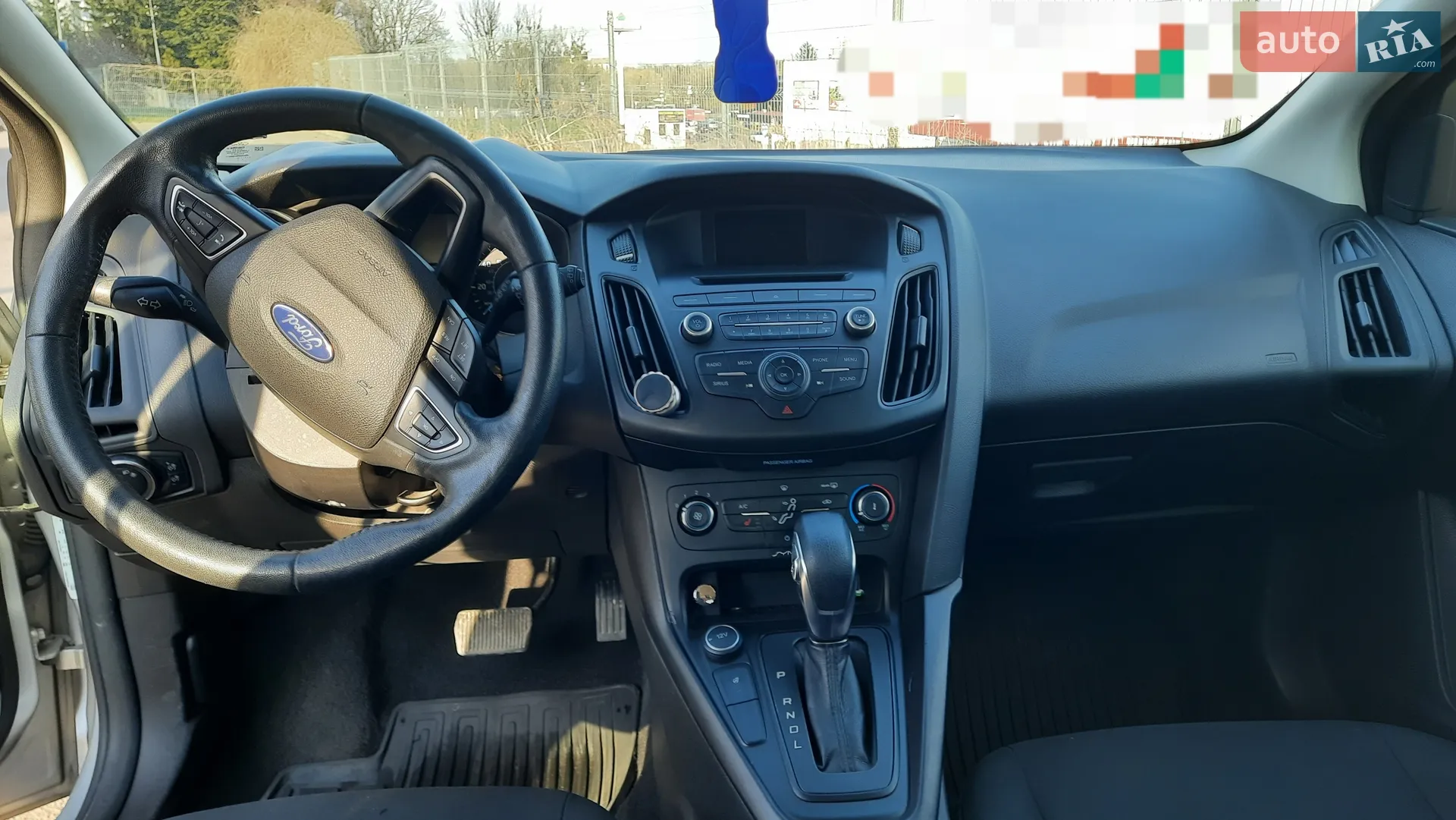 2017 Ford Focus - мініатюра 14