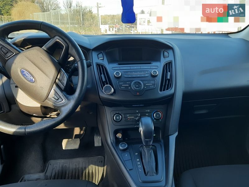 Хэтчбек Ford Focus 2017 в Луцке