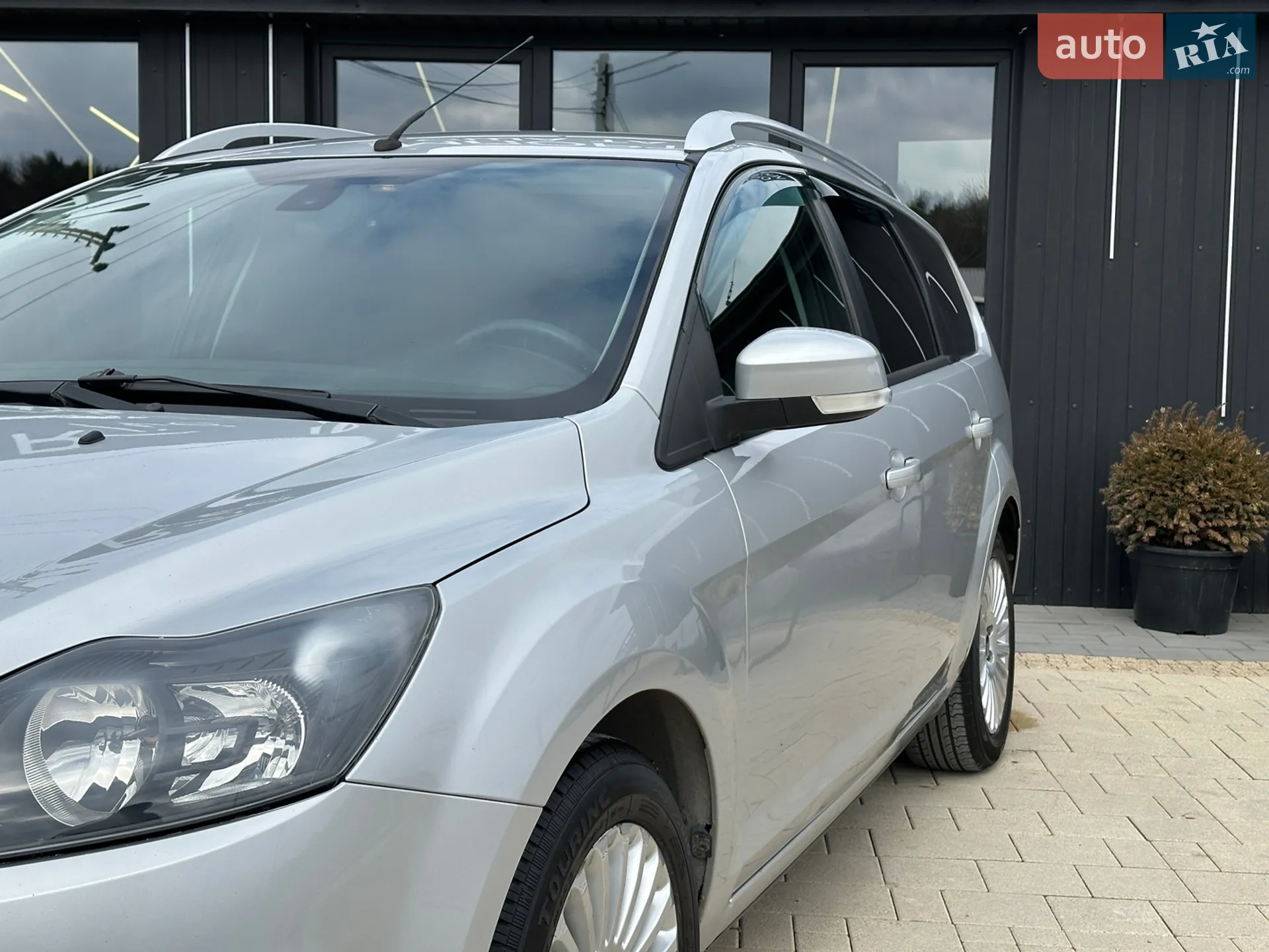2010 Ford Focus - мініатюра 7