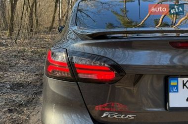 Седан Ford Focus 2016 в Києві