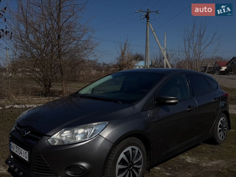 Хэтчбек Ford Focus 2014 в Харькове