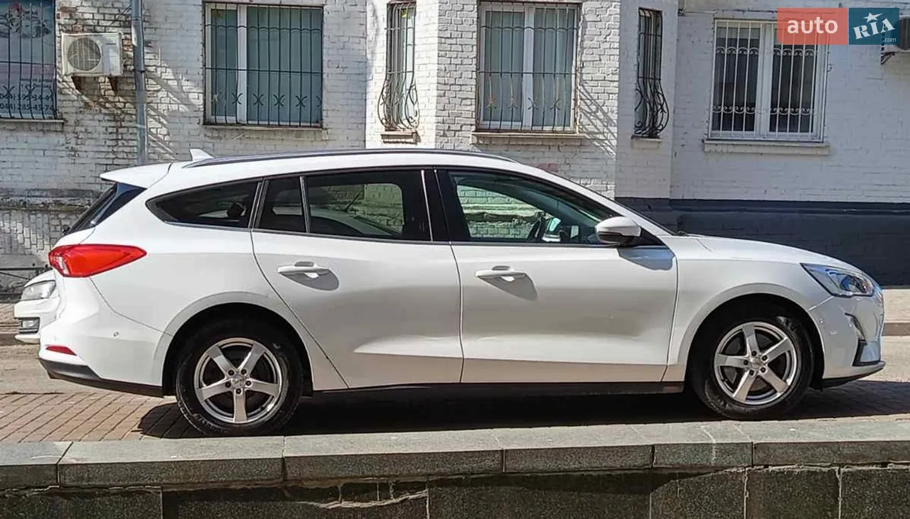 2017 Ford Focus - мініатюра 21