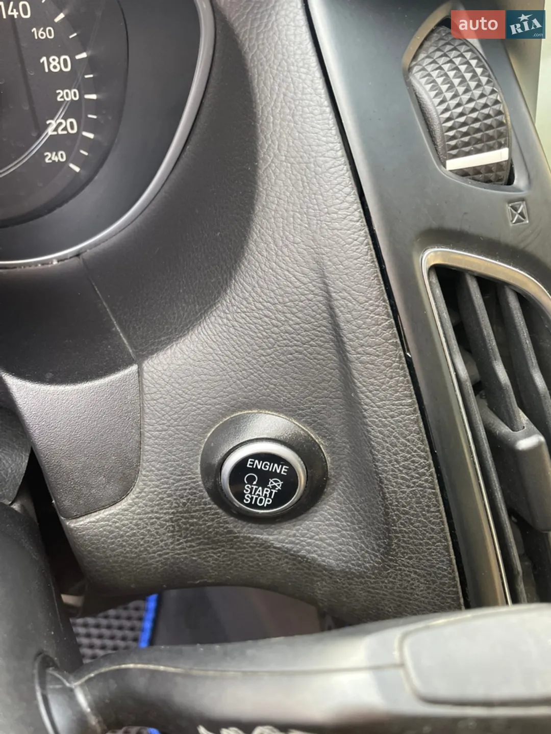 2016 Ford Focus - мініатюра 18
