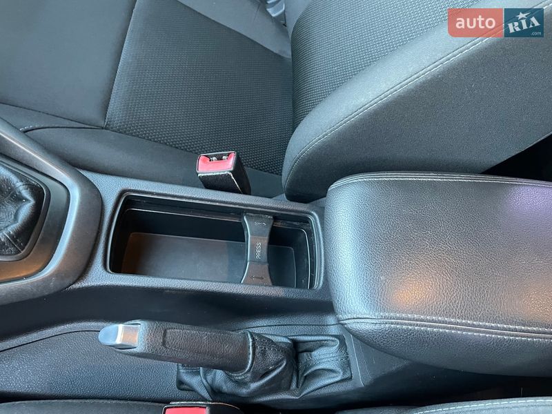 Універсал Ford Focus 2015 в Золочеві