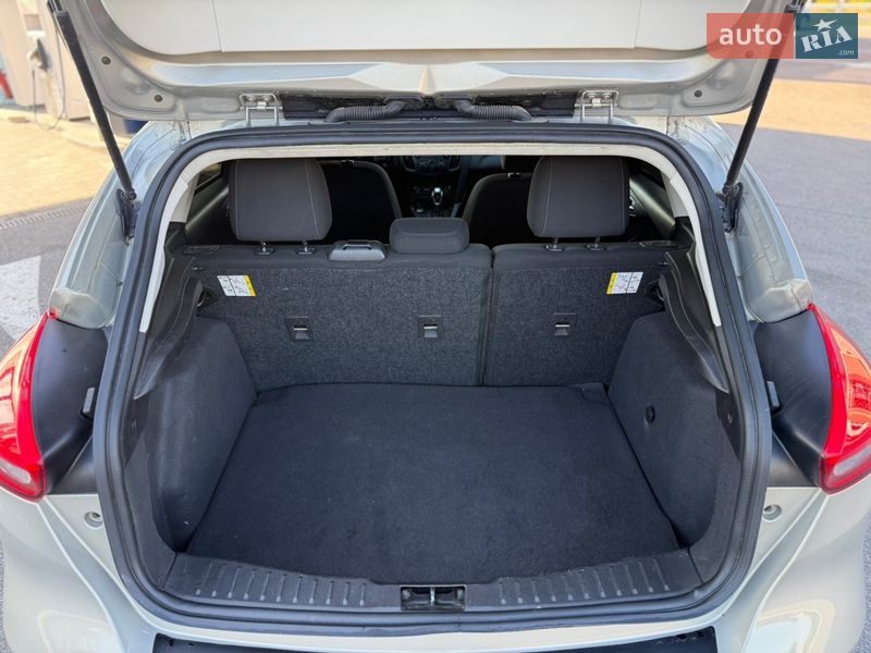 Хетчбек Ford Focus 2015 в Дніпрі