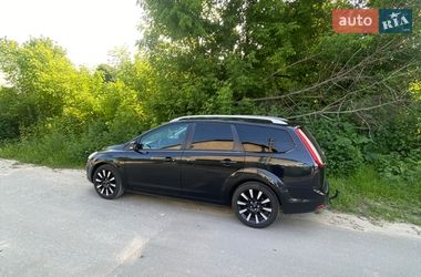Универсал Ford Focus 2009 в Почаеве