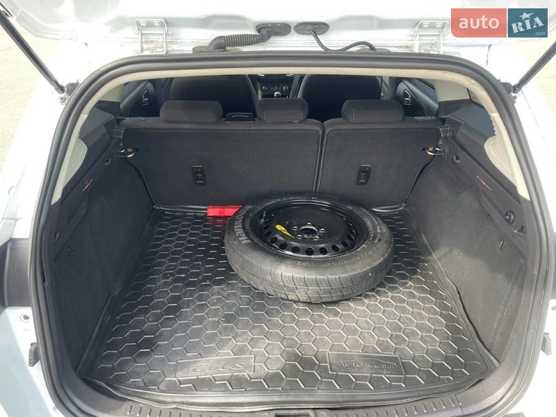 Универсал Ford Focus 2016 в Ровно фото 14 Универсал Ford Focus 2016 в Ровно