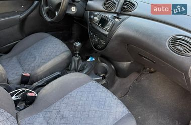 Универсал Ford Focus 2001 в Хусте